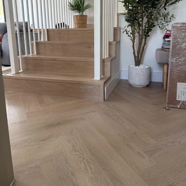 FloorExperts_Products_Honey Oak_01